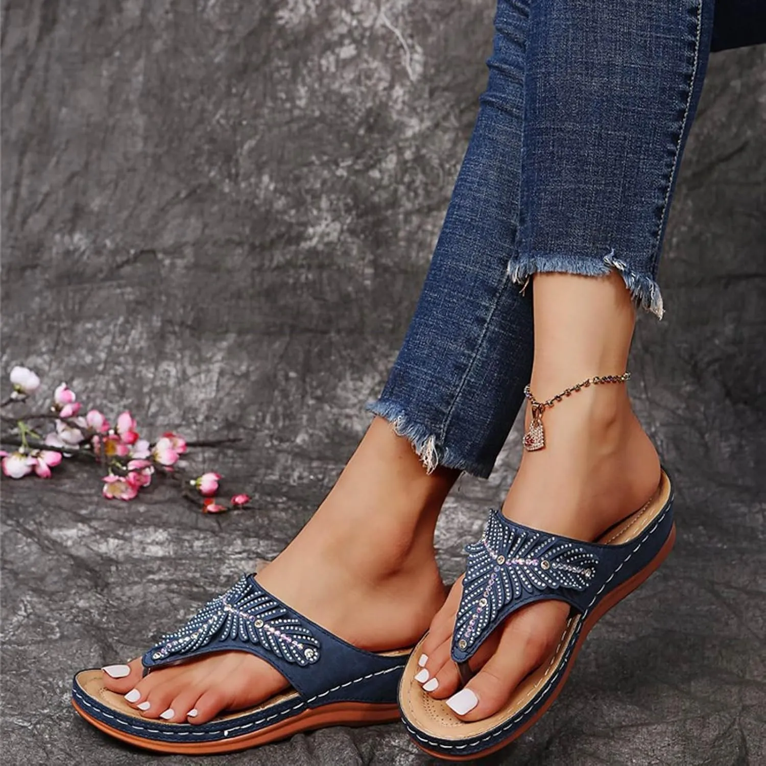 Orthopedic Flip Flops for Women 2025 Dressy Summer Comfortable Sandals with Arch Support Orthotic Wedge Walking Slippers Anti-Slip Breathable Sandals Beach Leather Slides